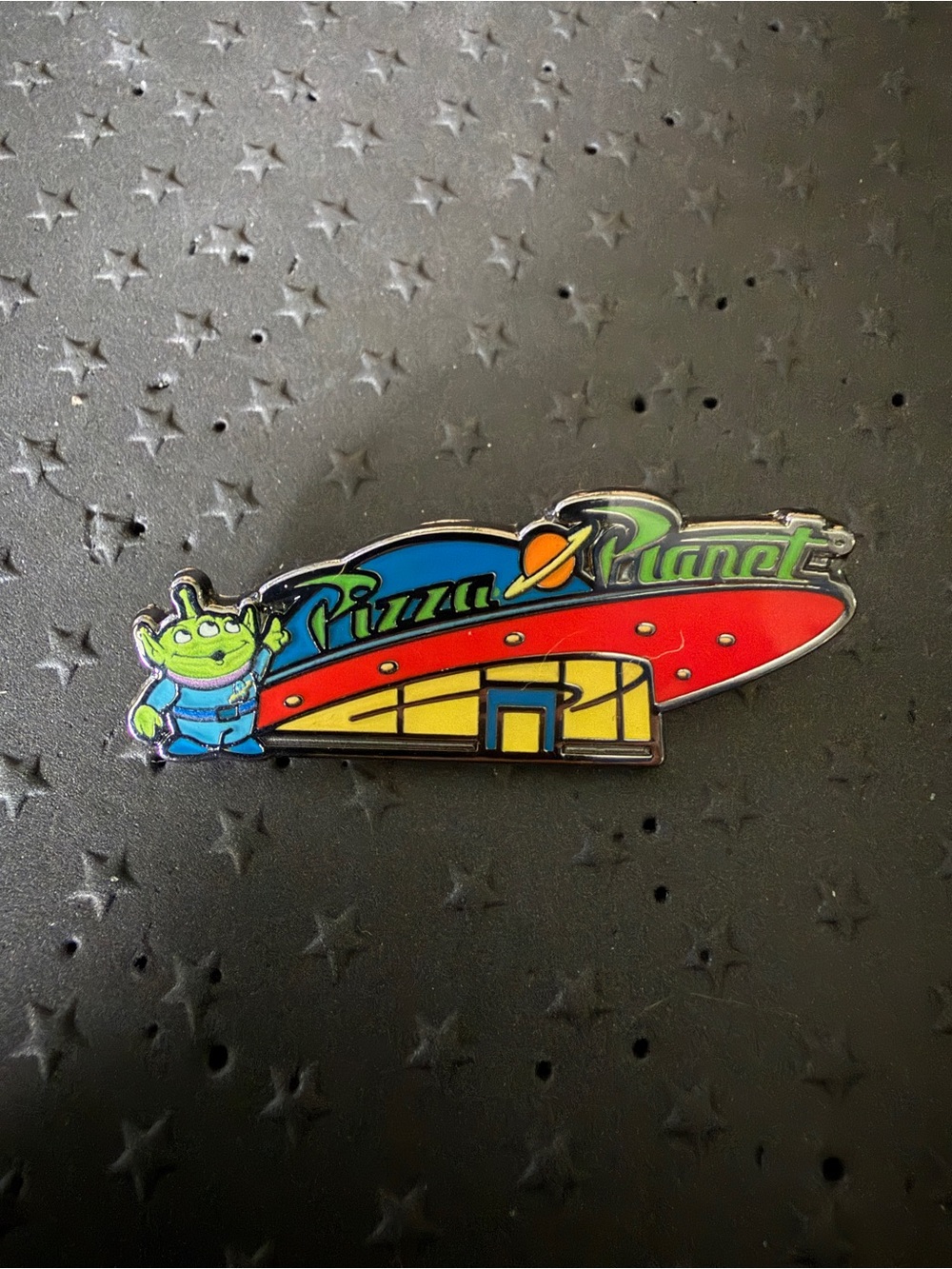 Loungefly Disney Pixar Restaurant Pin - Pizza Planet - Toy Story